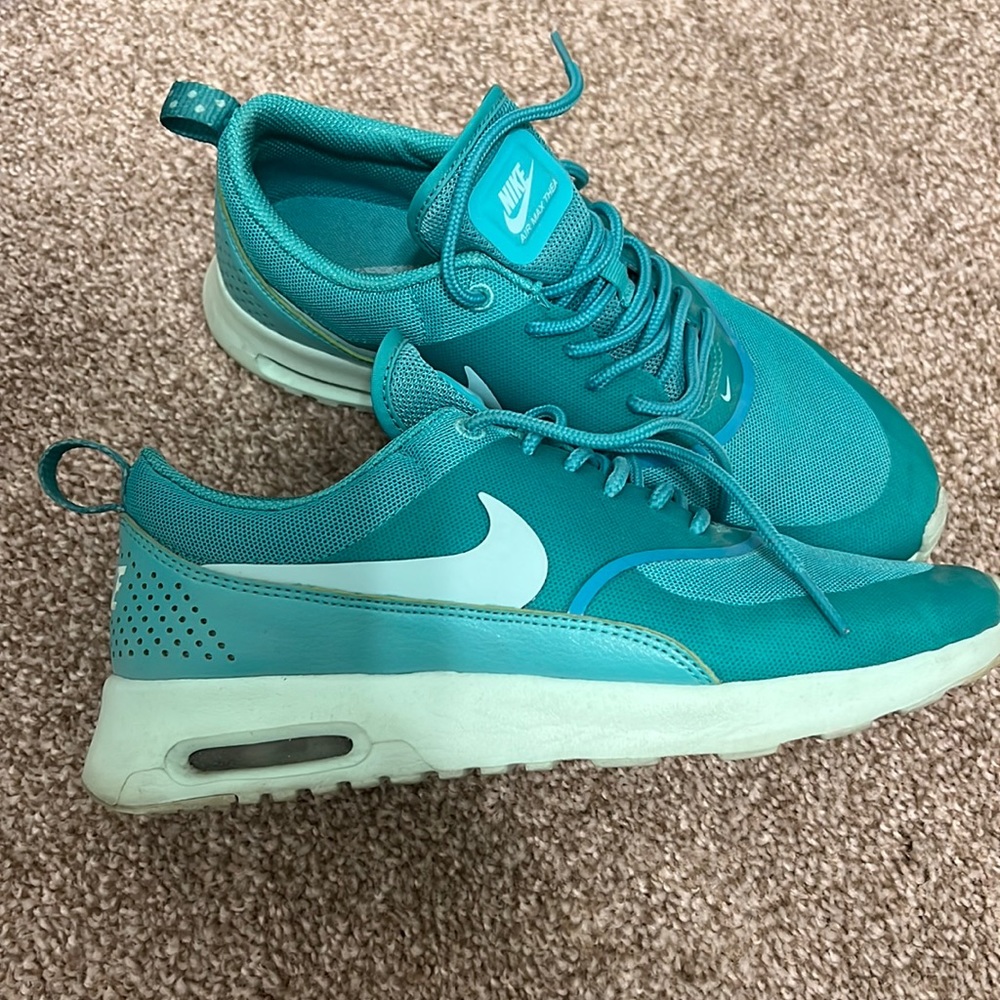 Nike Air Max Thea Sneaker